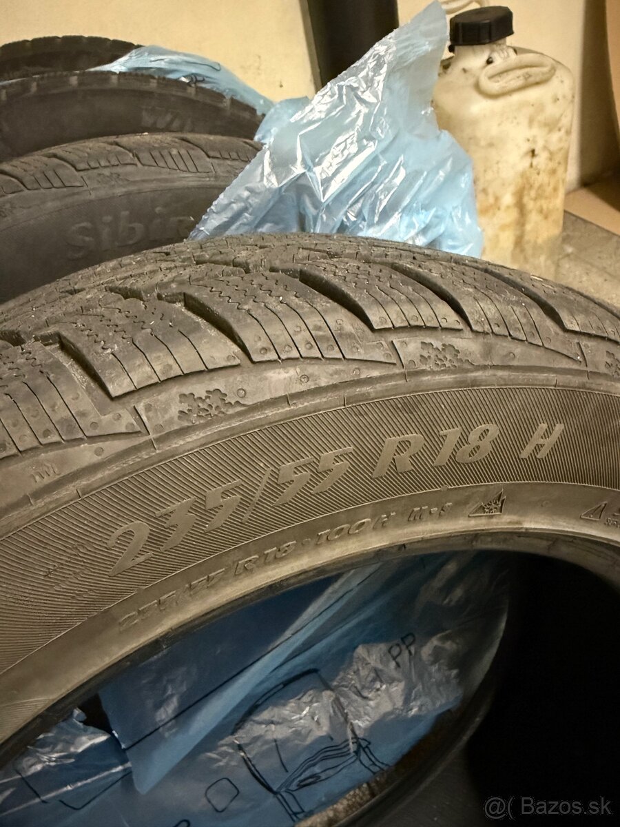 Pneumatiky 235/55 R18 - 3
