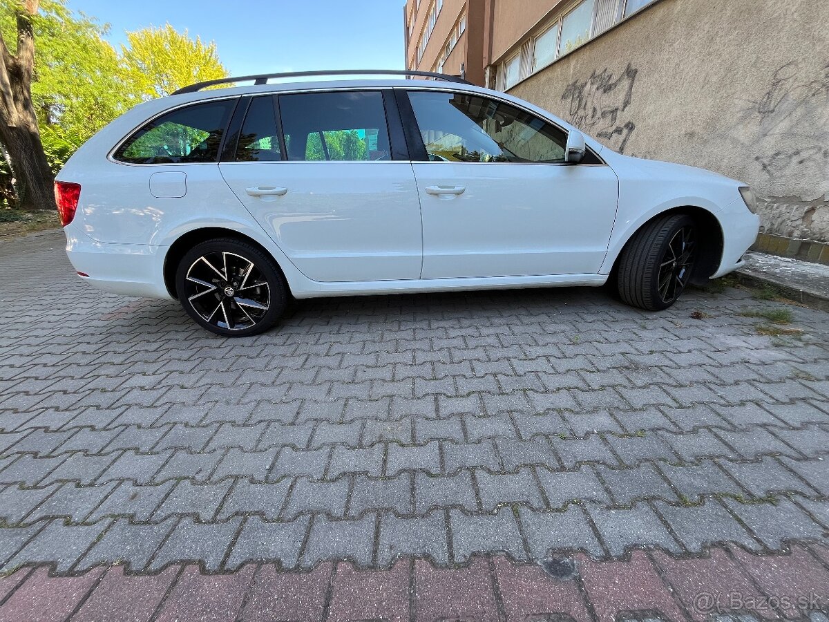 Skoda SUPERB 2,0TDI - 3