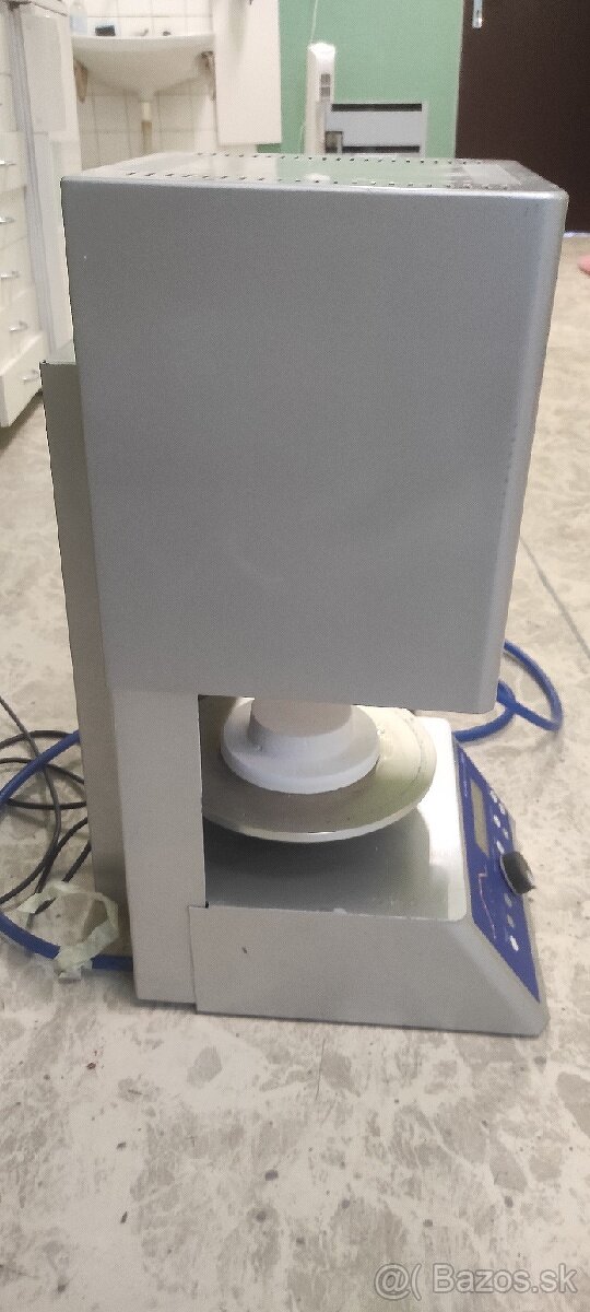 Kovová keramika, zubná technika, Kombipress 2001. - 3