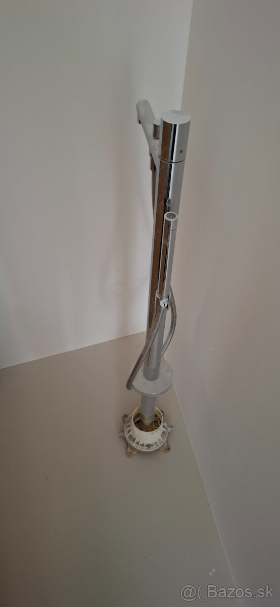 Vaňová batéria AXOR UNO, PC 1950 €, teraz 600 € - nepoužívan - 3