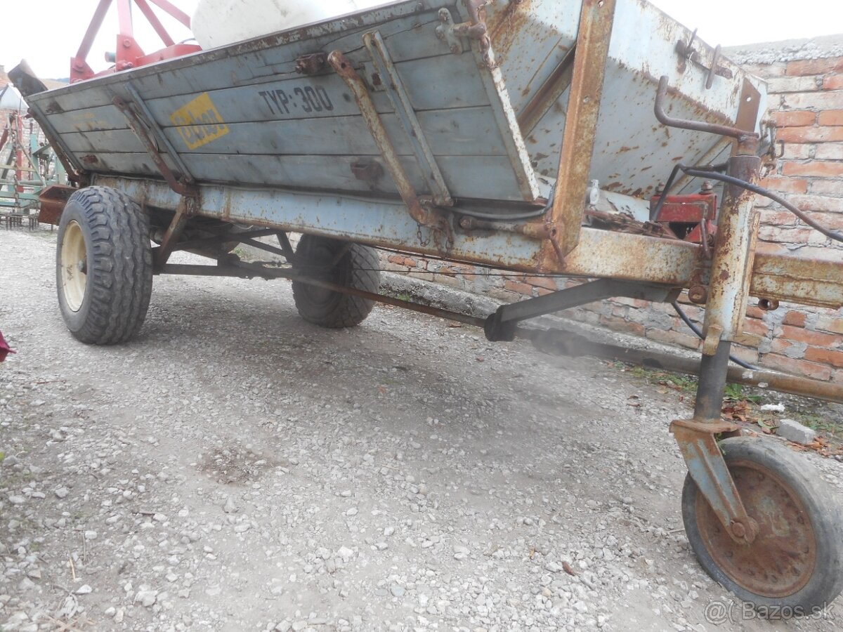 Rozmetadlo na hnoj EICHER 3T - 3