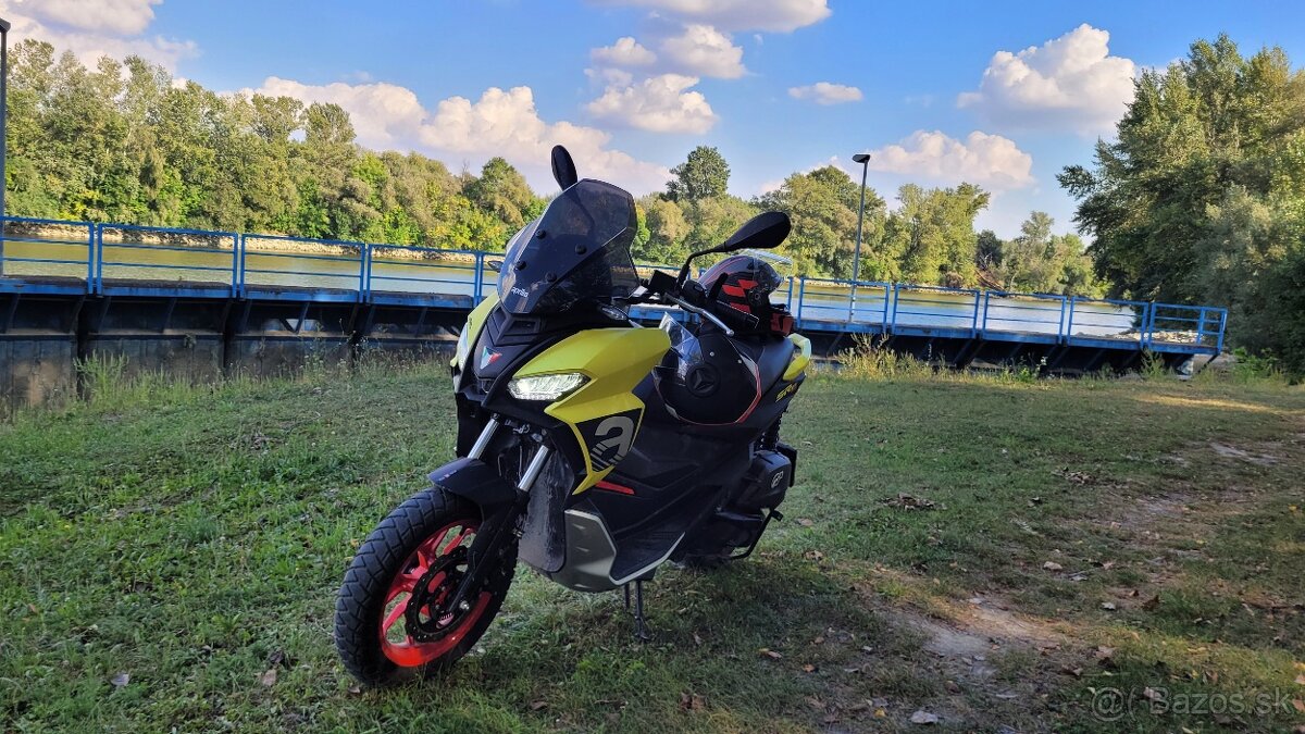 Aprilia SR GT 200 - 3