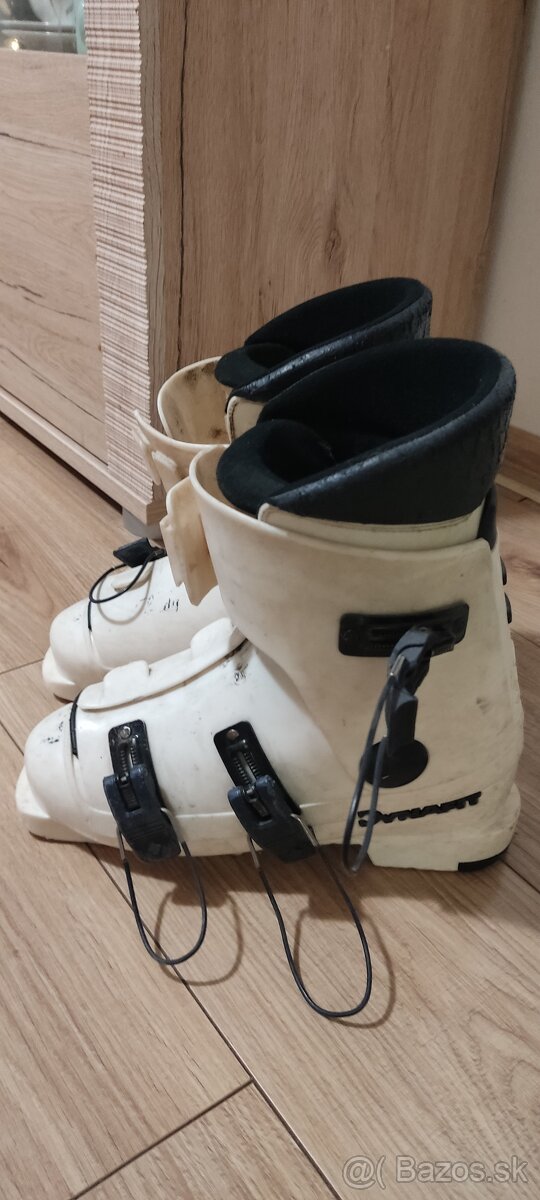 Staršie lyžiarky - 3