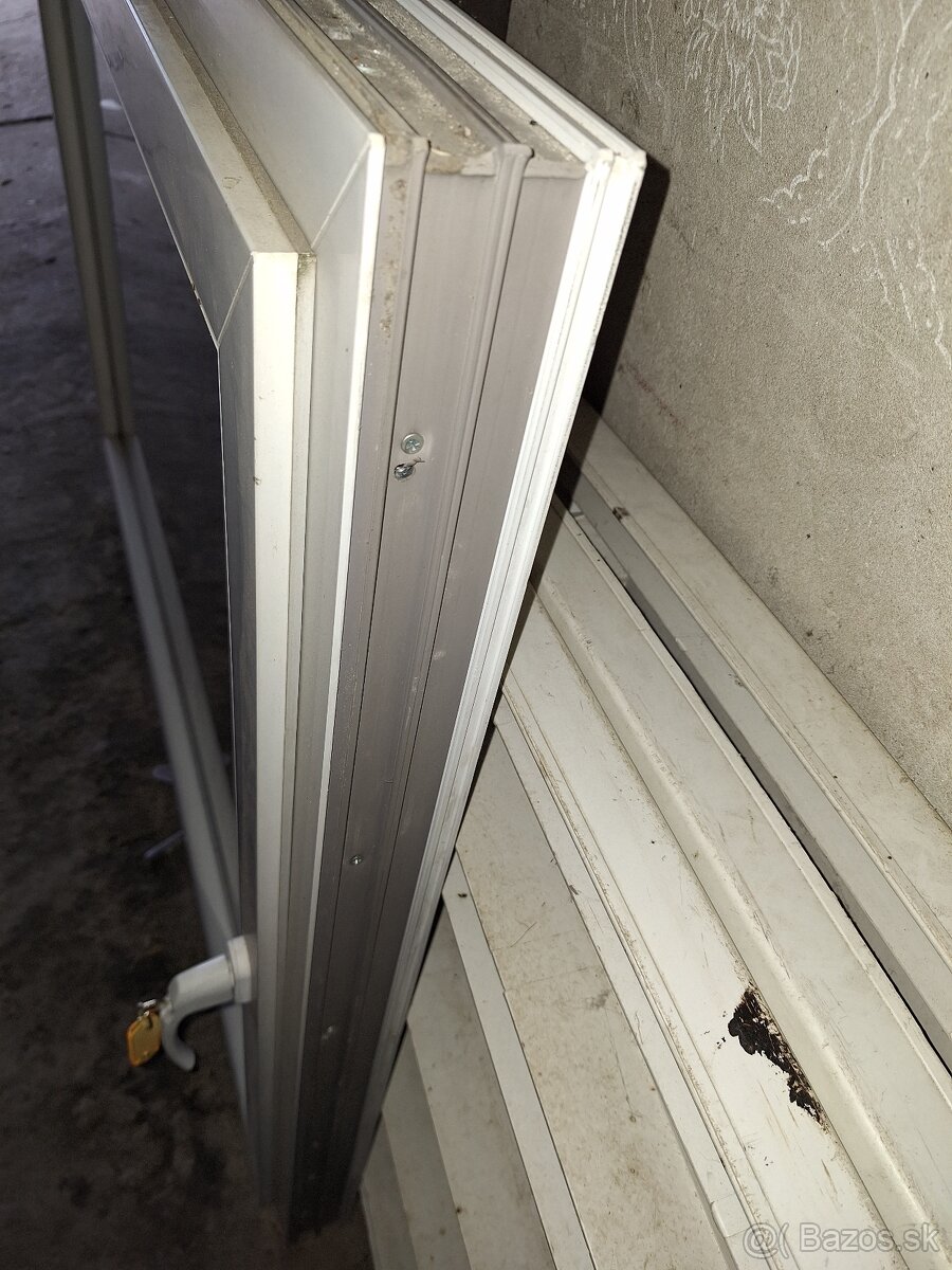 PLASTOVE OKNO 150×112 - 3