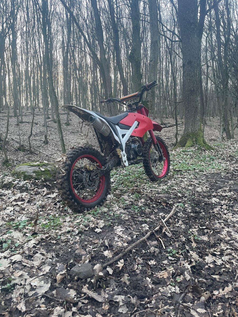 Predám pitbike 125