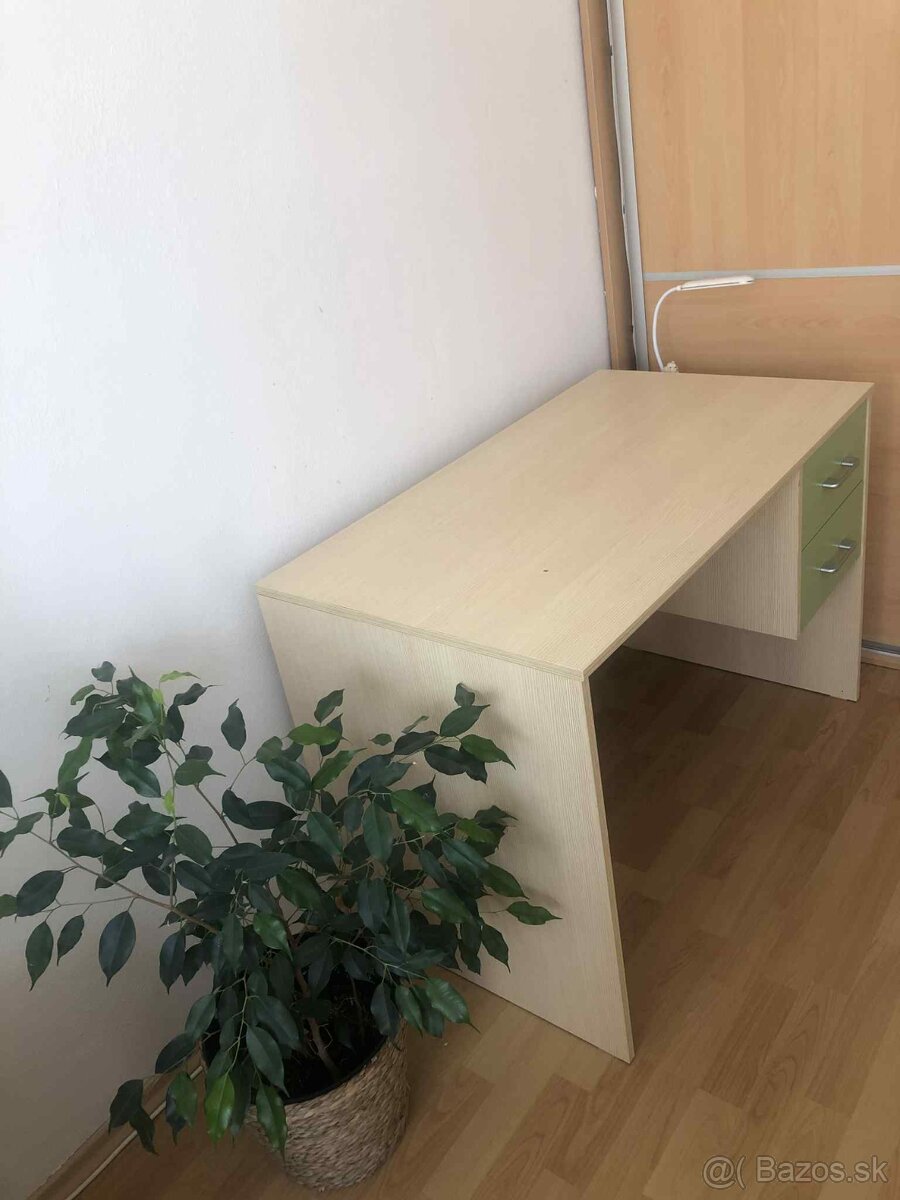 PC stolík - 3