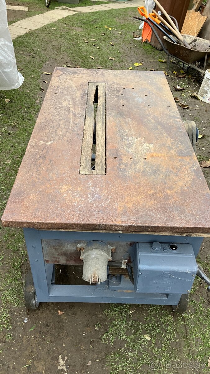 Masívny domáci cirkulár (cinkulár) s príslušenstvom - 3