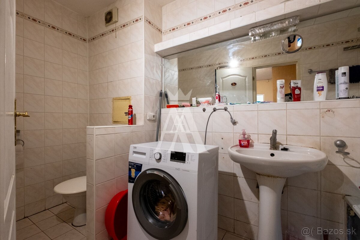 3 IZBOVÝ BYT, NÁMESTIE OCELIAROV, KOŠICE ŠACA - 3