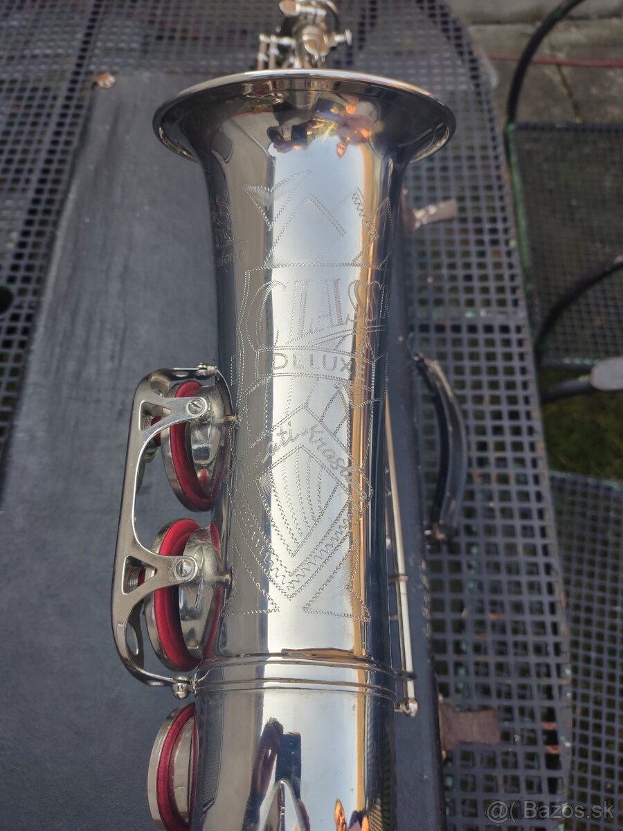 Alt saxofón Amati - 3