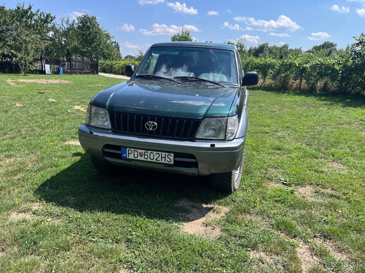 Toyota Land Cruiser 90