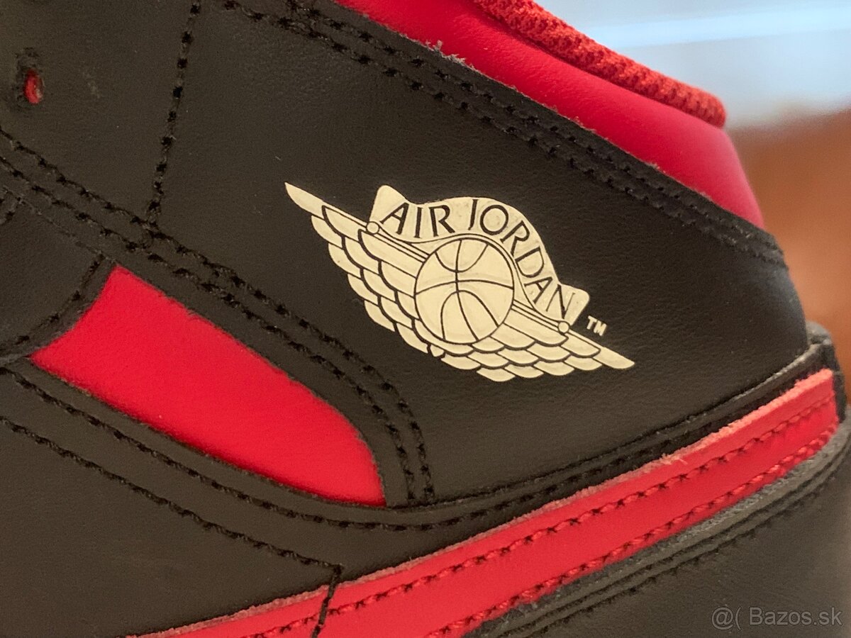 NIKE AIR JORDAN 1 - 3