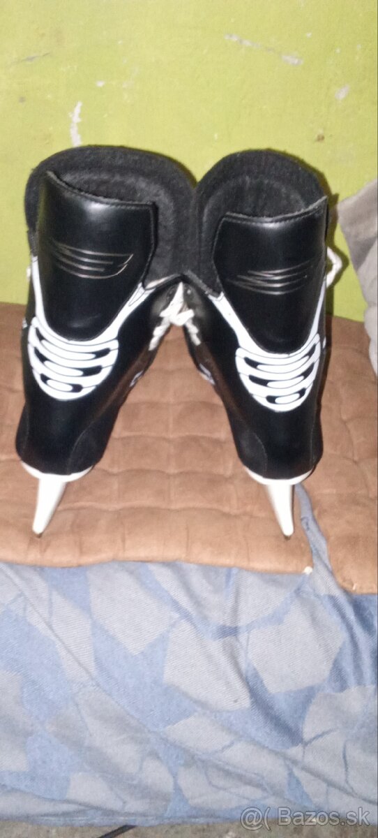 PÁNSKE ĽADOVÉ KORČULE - 3