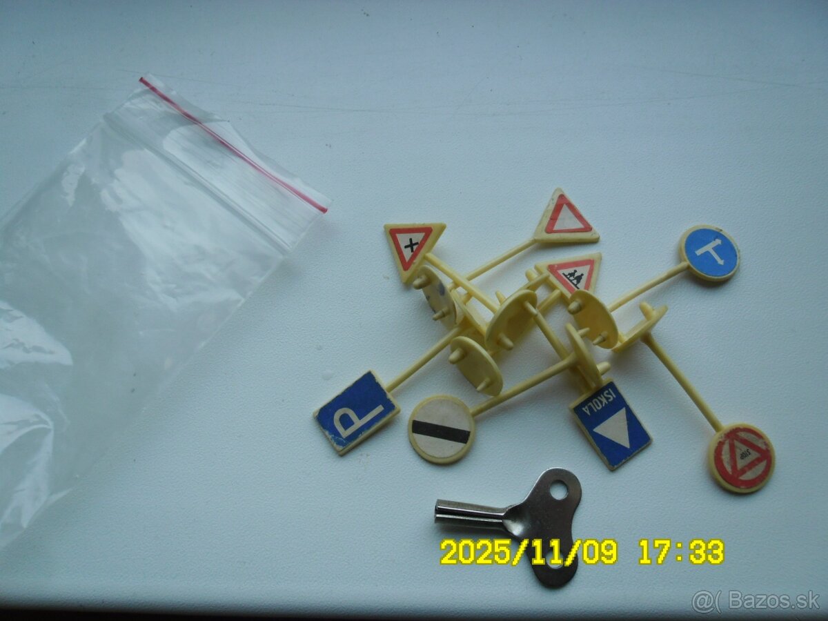 Stare hračky plech draha - 3