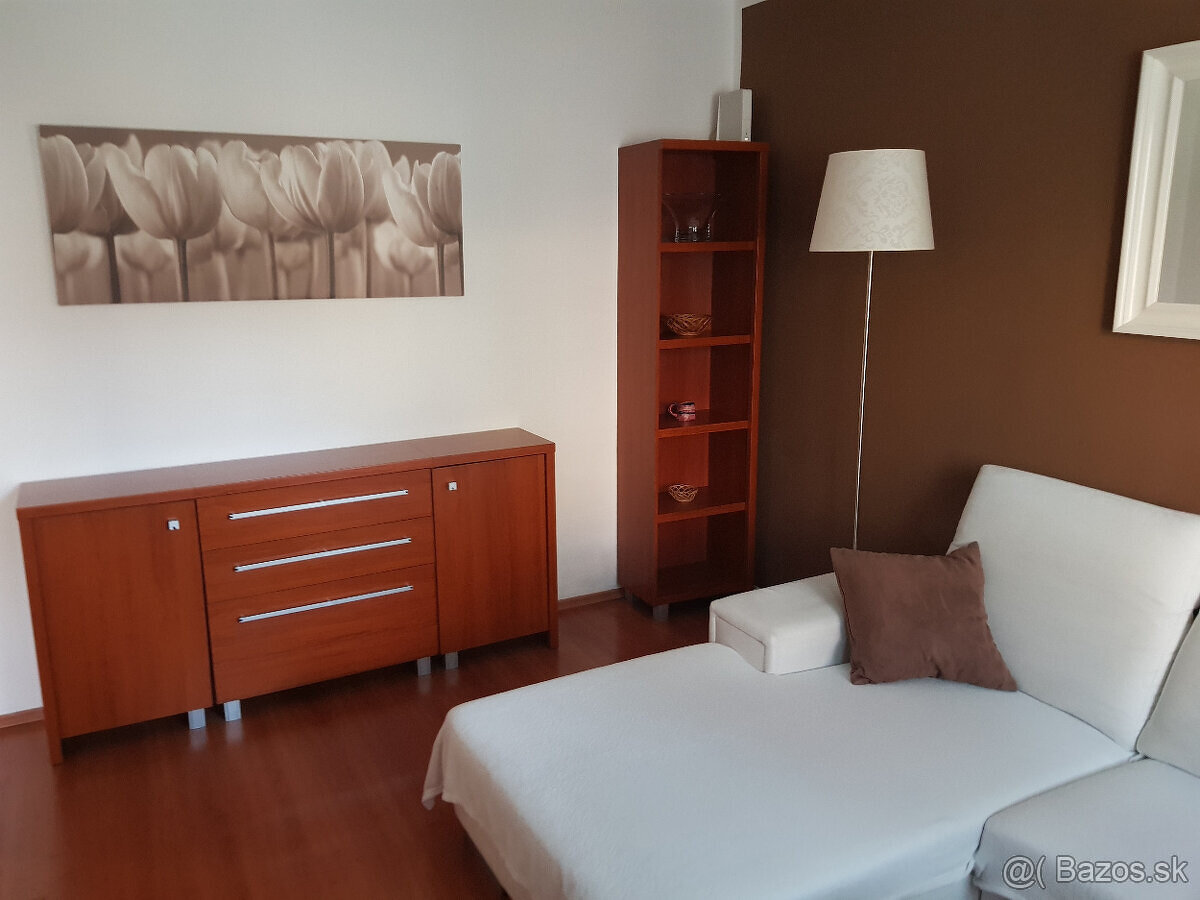 PRENÁJOM - 2-izbový byt - ŽILINA BULVÁR - 3