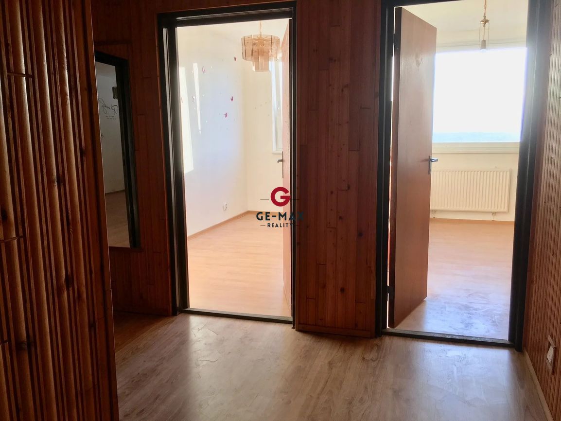 Veľký 4-izbový byt – Okulka - Vranov nad Topľou - 3