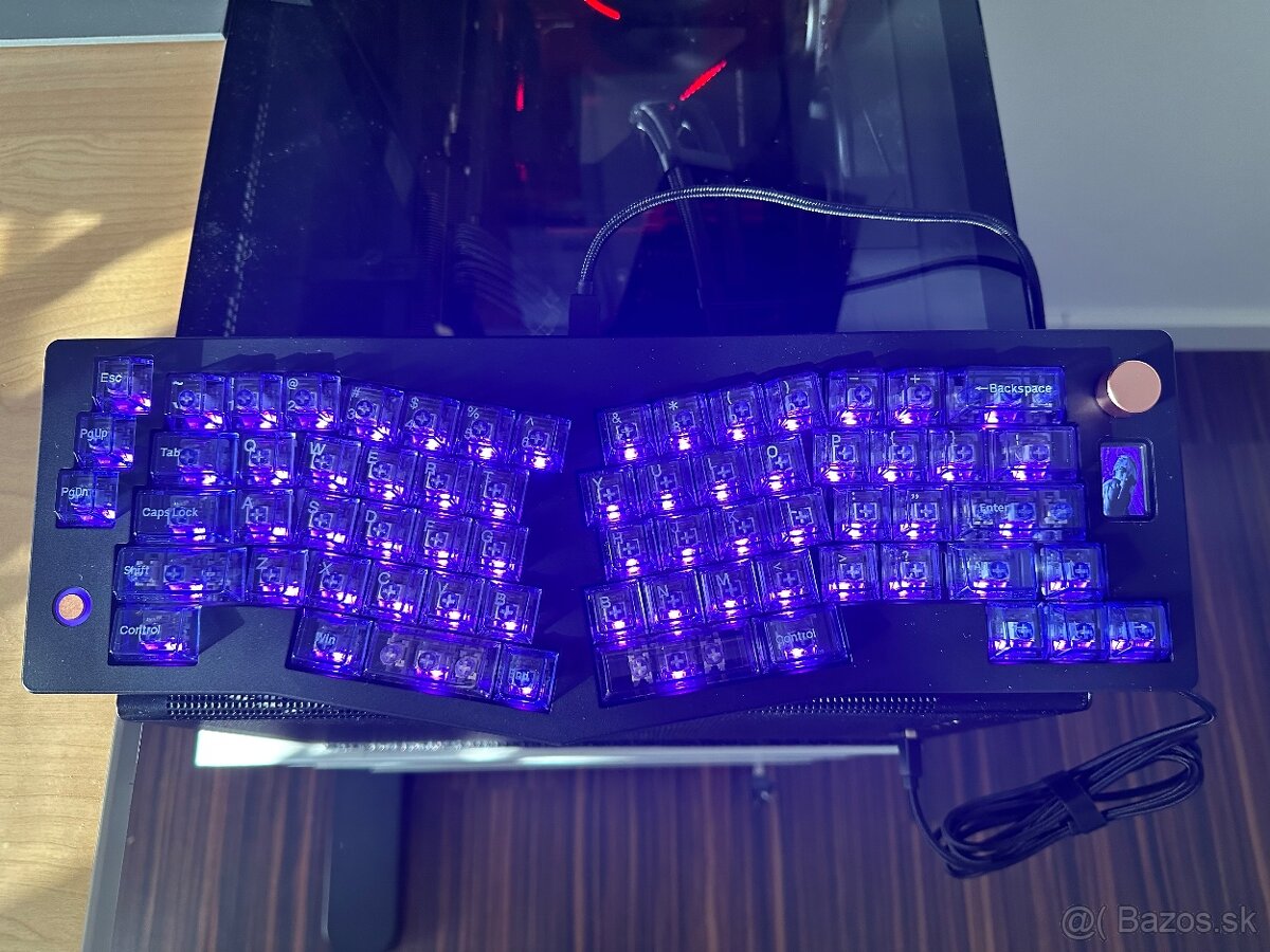 Epomaker Cidoo ABM066 + Leobog Graywood V3 Switche - 3