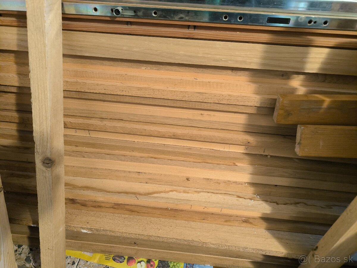 Drevená garážová brána - 3