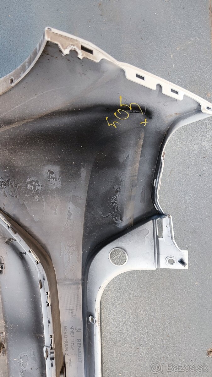 Predám zadný nárazník na Daciu Sandero - 3