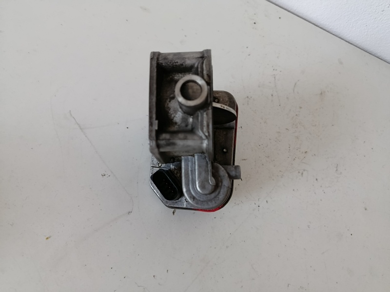 skrtiaca klapka opel 8981052101 70€ - 3