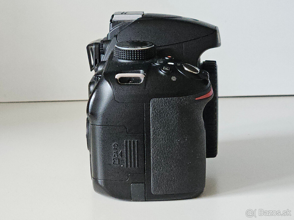 Nikon D3200 - 3