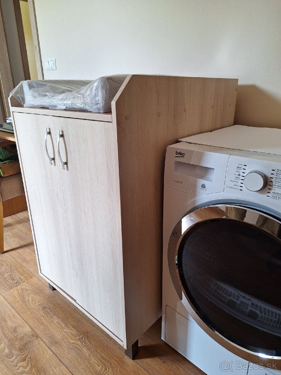 Prebaľovací pult - 3