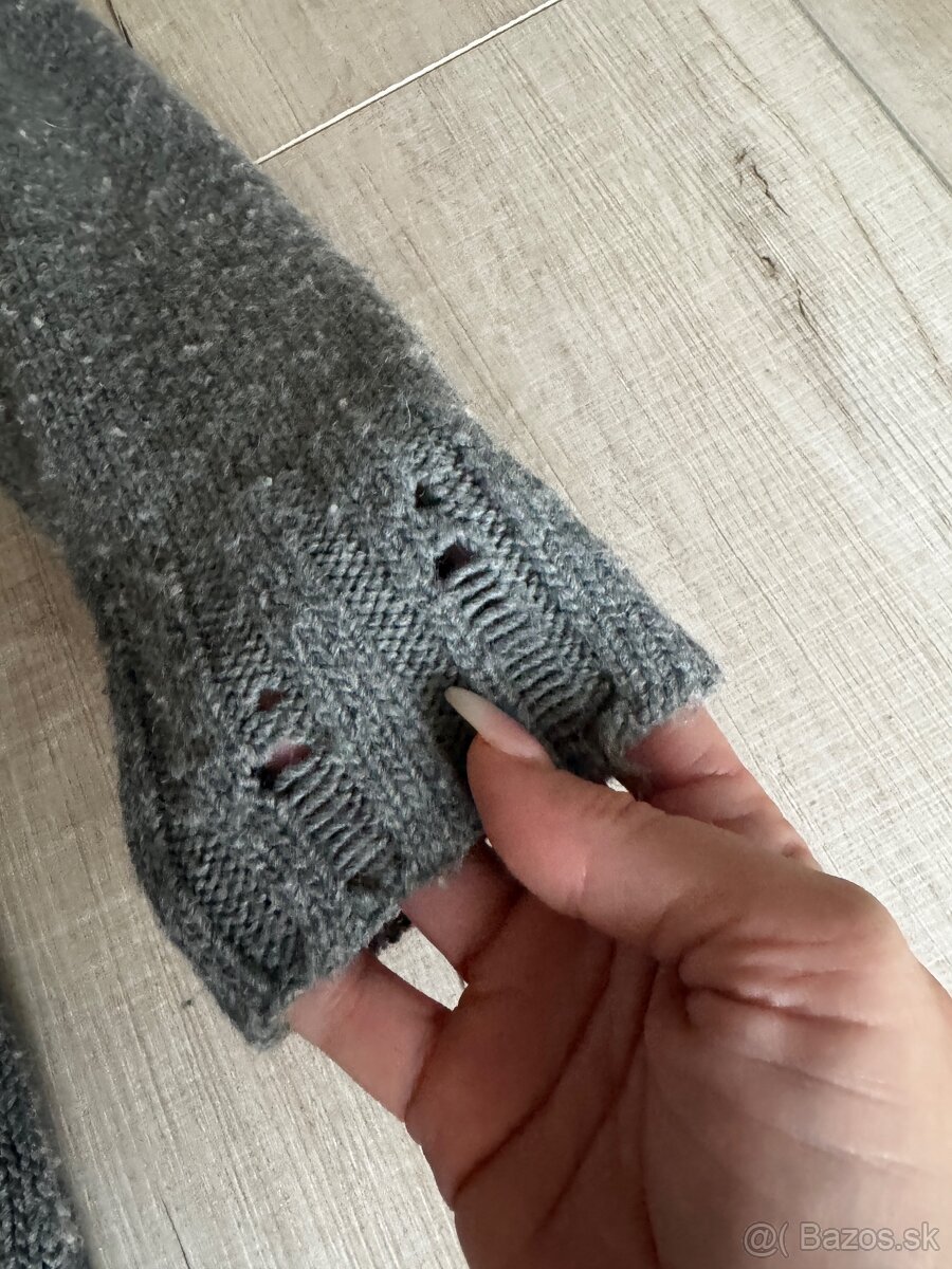 Vlnený sveter veľkosť UNI - 3