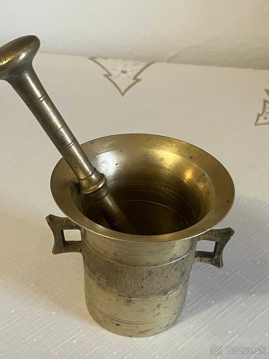 Mosadzný mažiar - 3