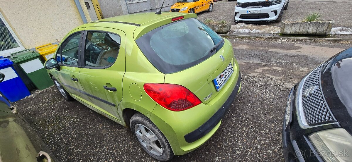 Predám na náhradné diely - 3