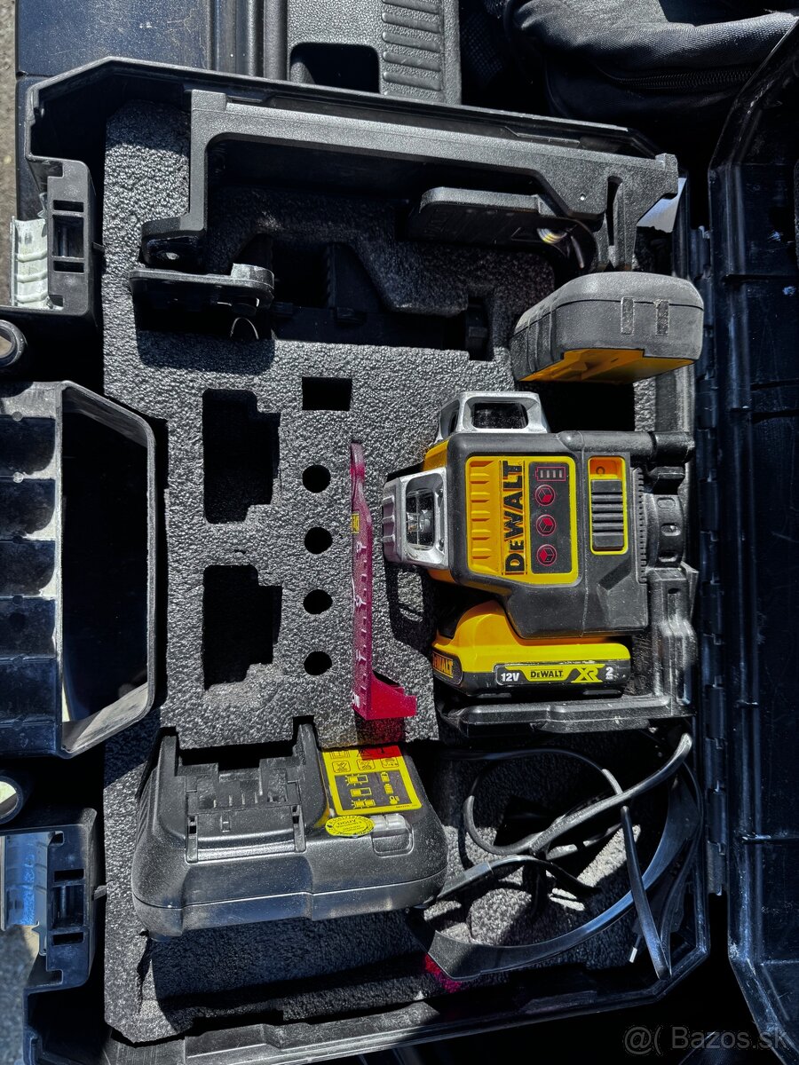 Laser DeWALT. DCE089R - 3