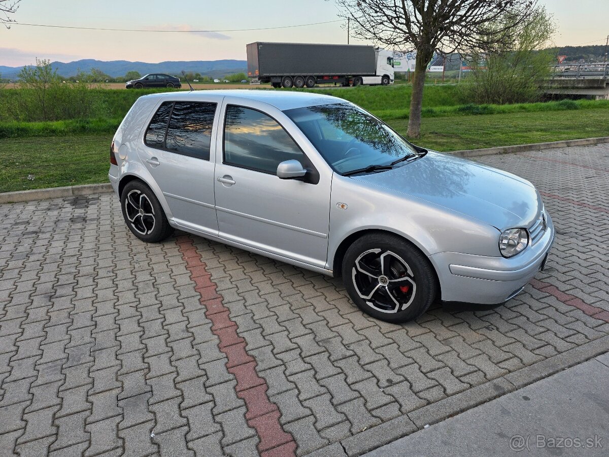 Golf 4 - 3