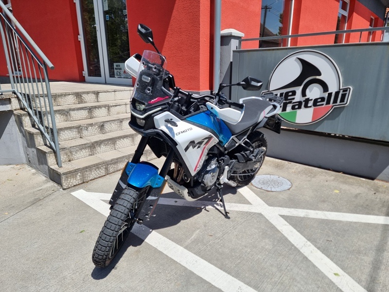 CFMOTO 450 MT