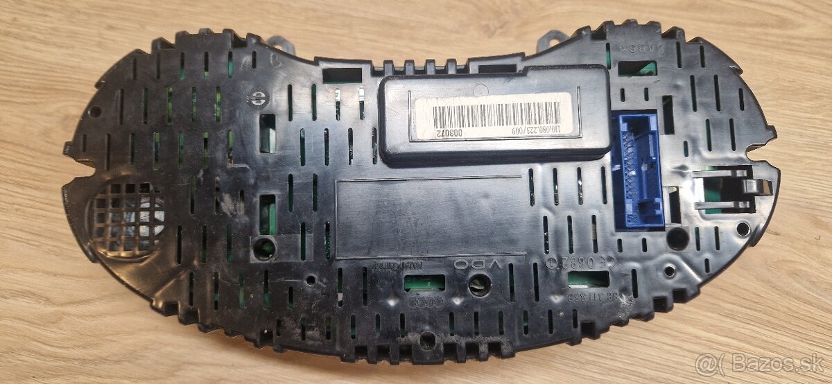 Predám budíky Audi A3 8P Maxidot. - 3