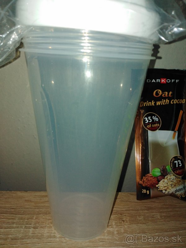 Šejker 400ml umelohmotný - 3