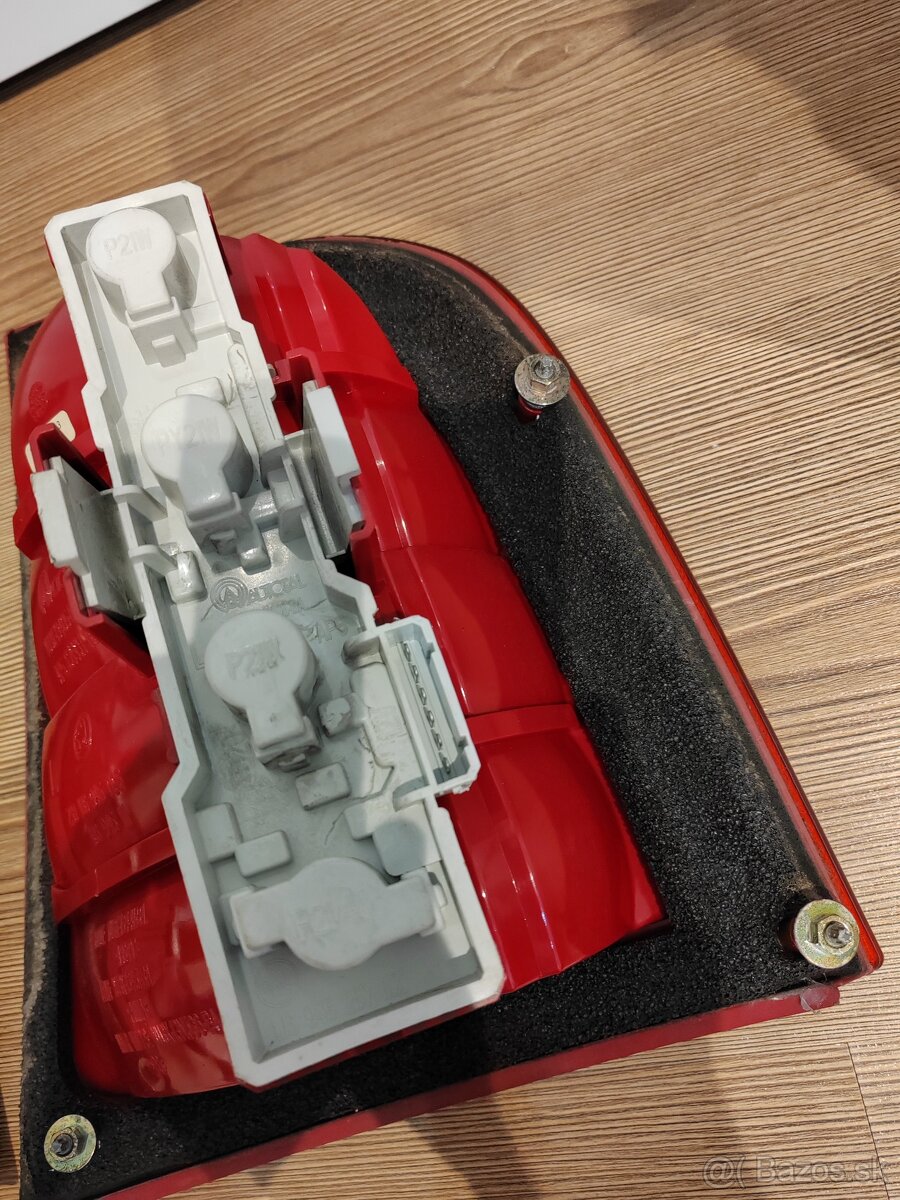 Škoda Octavia zadné svetlá - 3