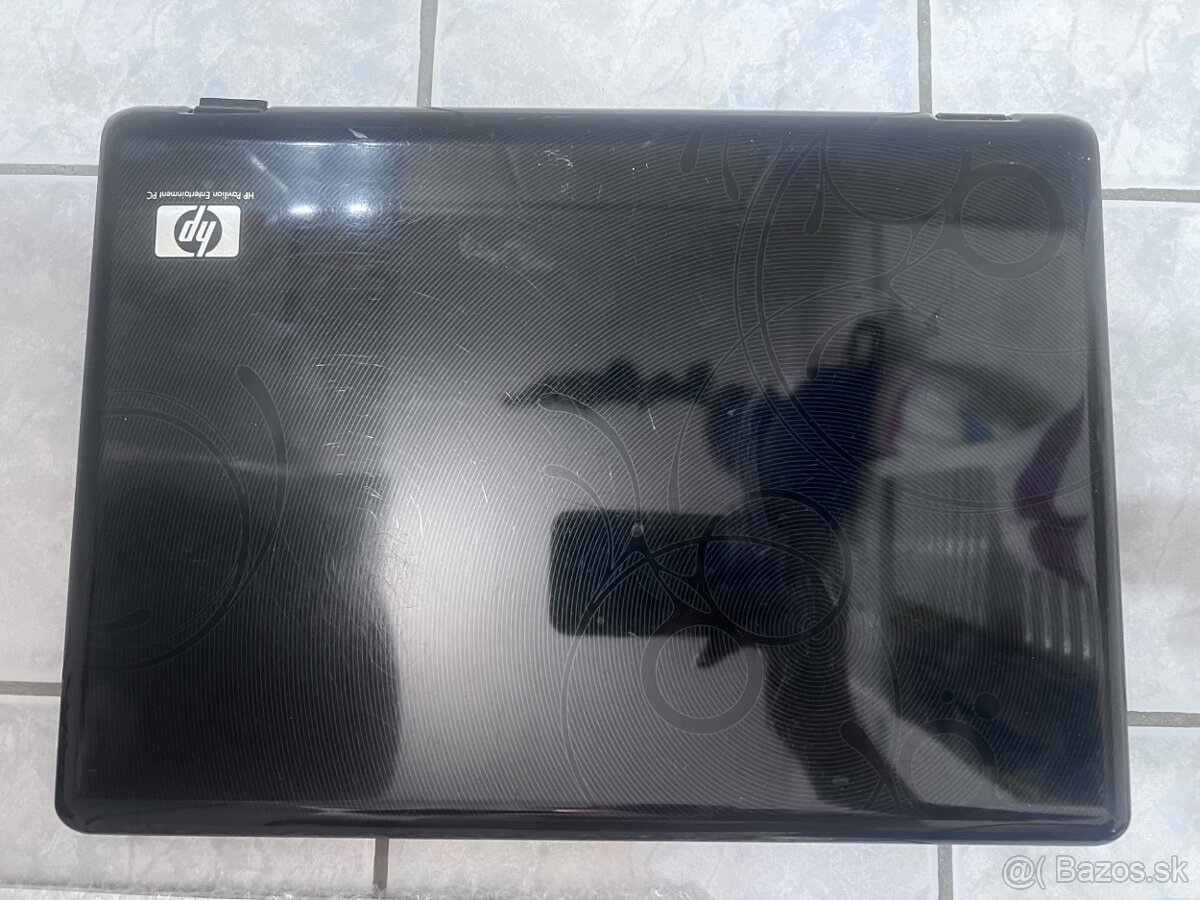 Notebook HP + diely - 3