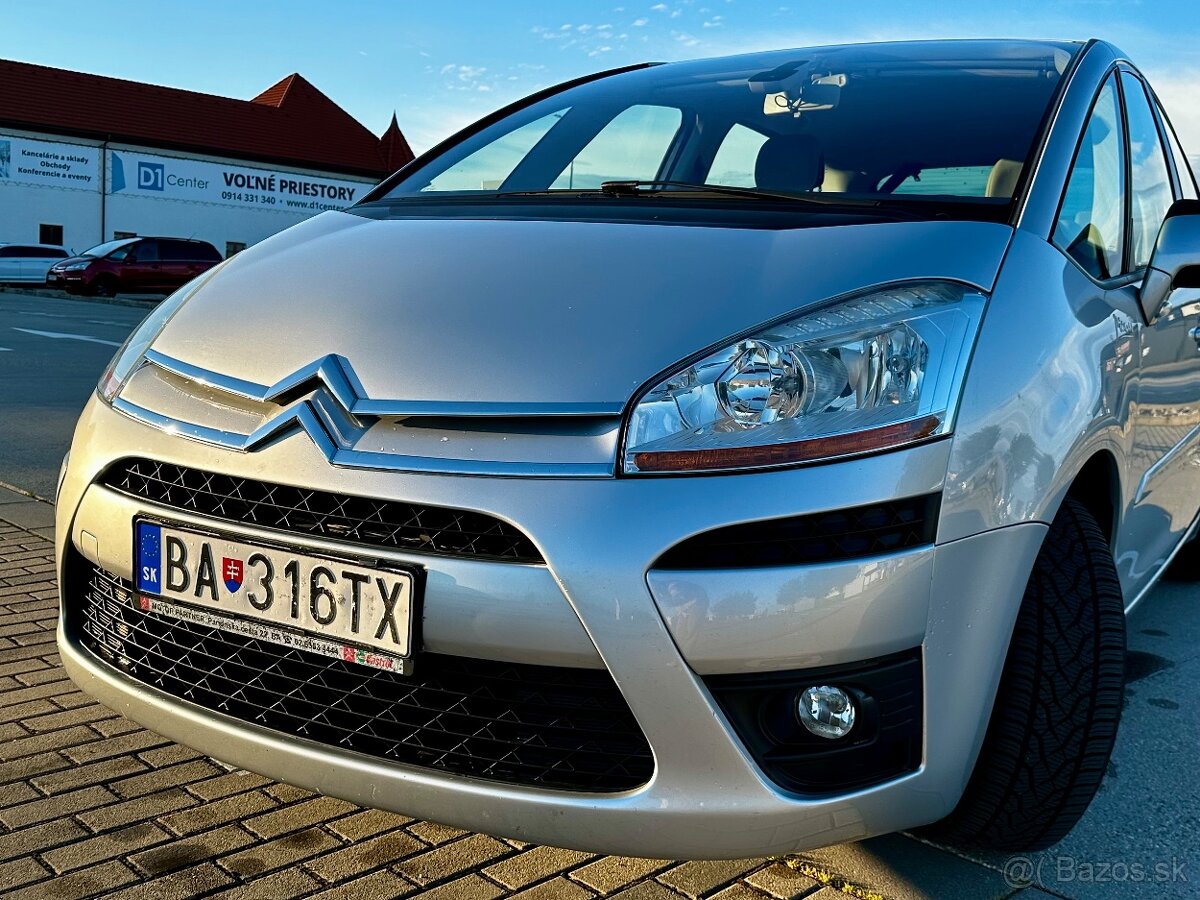 Citroën C4 Picasso - benzín, manuál - 3