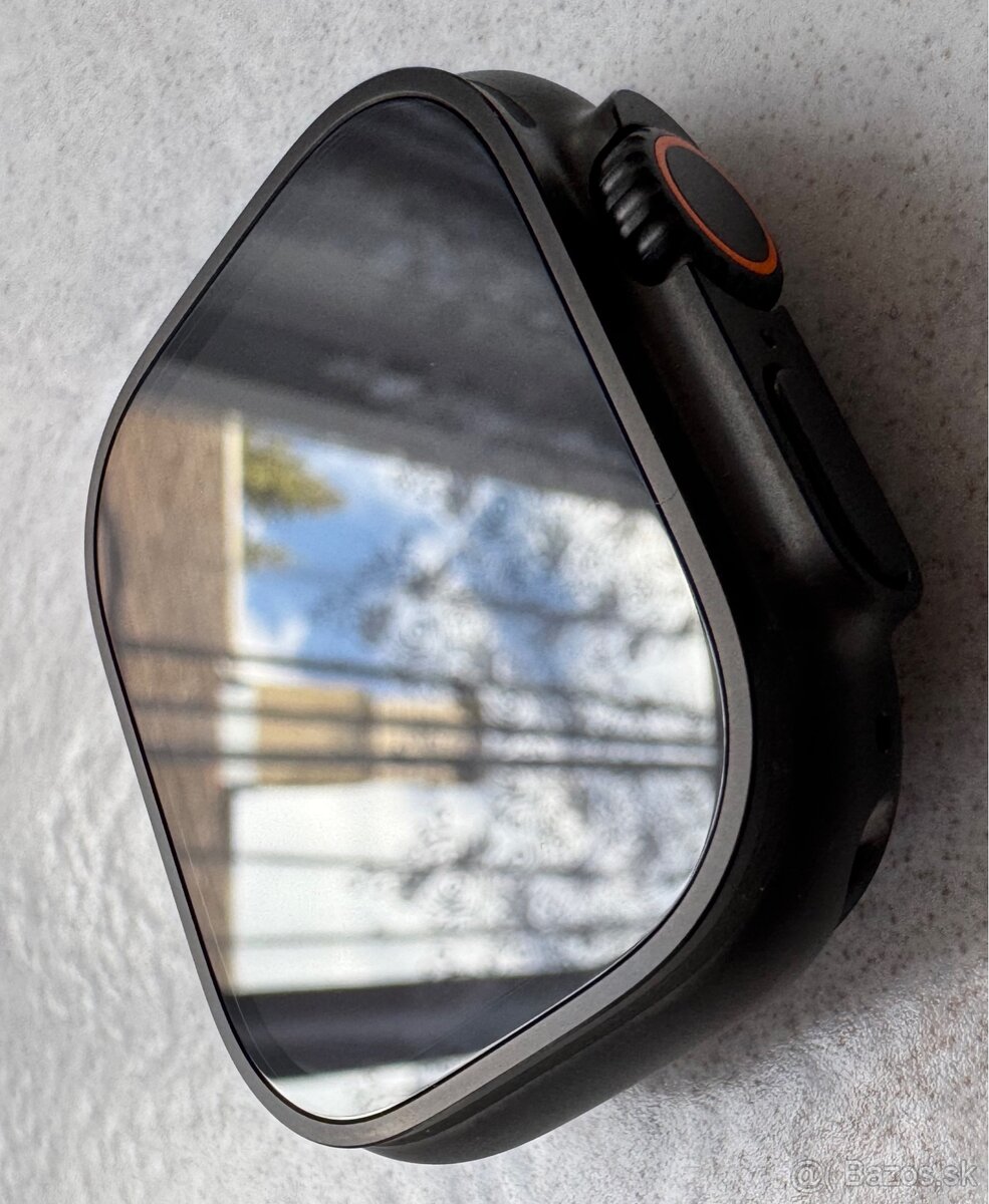 Apple Watch Ultra 2 (GPS + Cellular) 49MM - 3