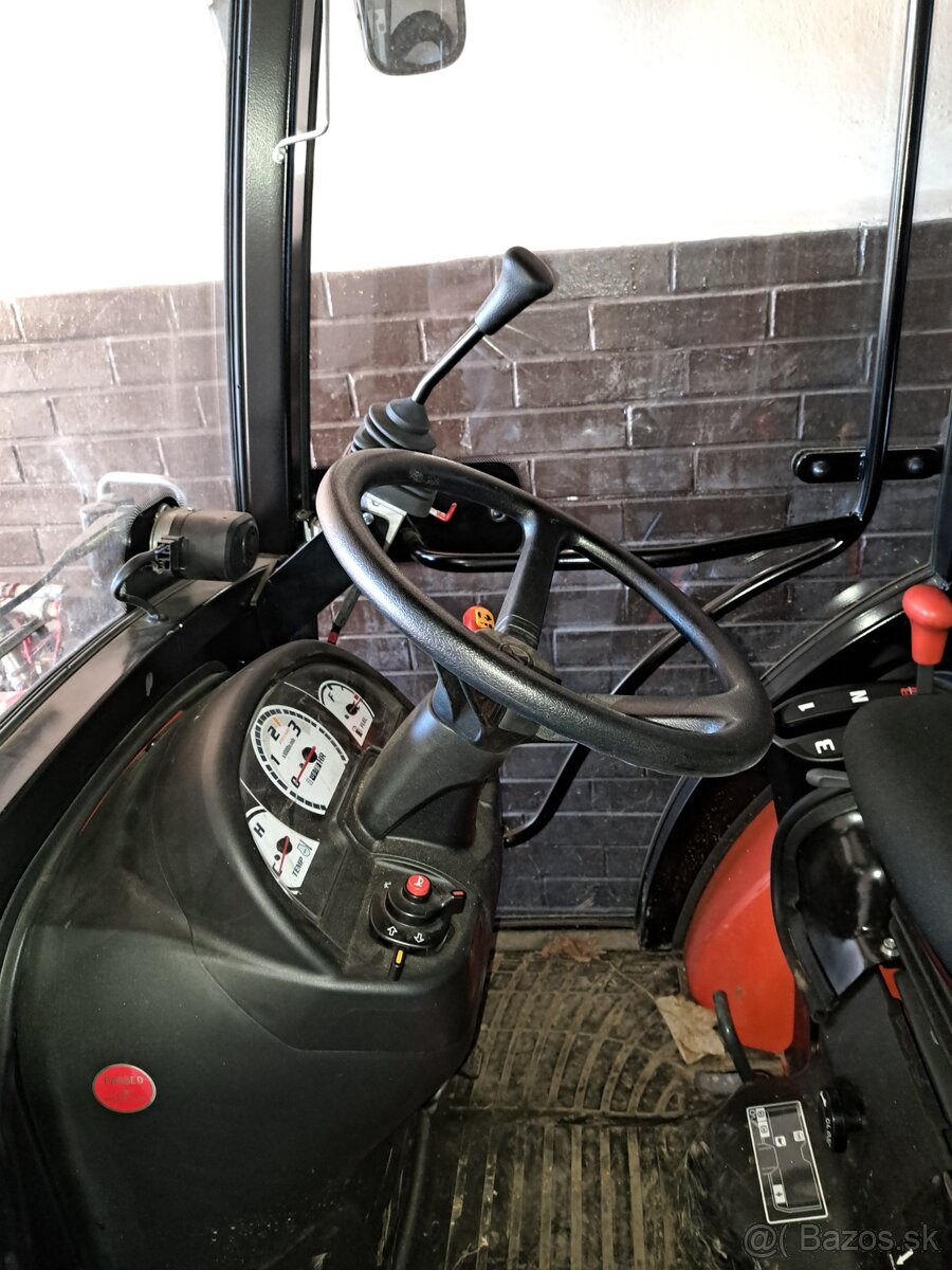 traktor Kubota 2420 - 3