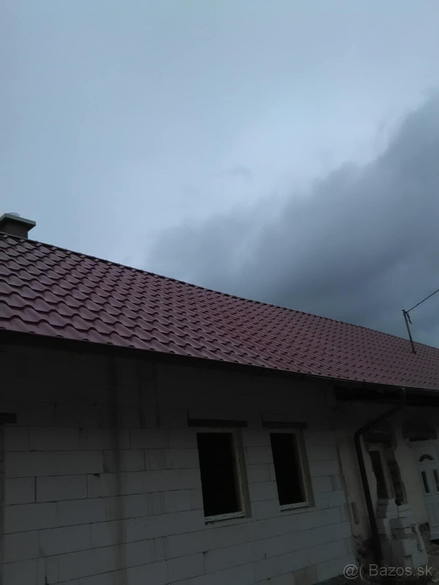 Pokrývačské,klampiarske,tesárske,stolárske práce. Strechy - 3