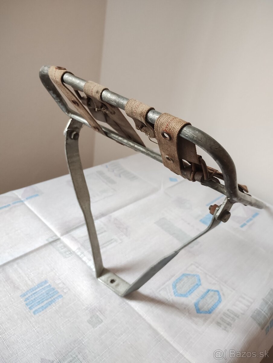 Prodám univerzální originální nosič na motocykl Jawa ČZ - 3