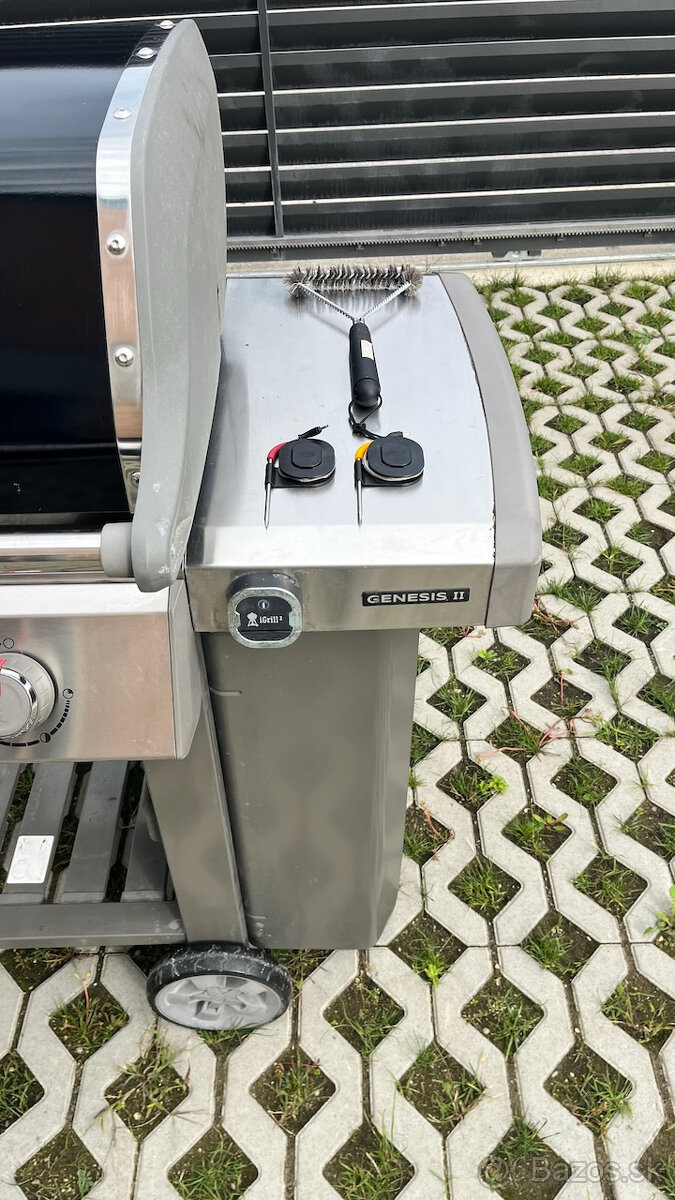 Plynový gril Weber Genesis II E-210 - 3