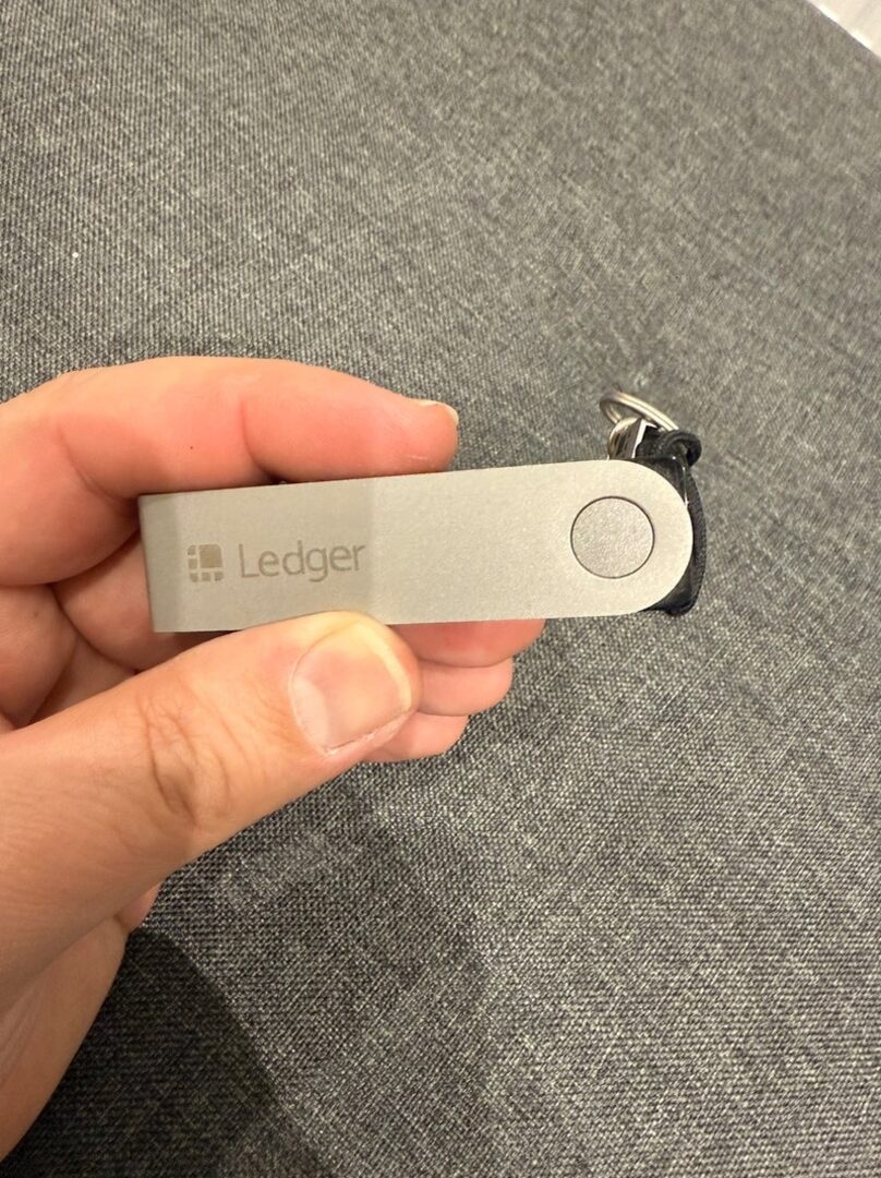 Predám málo používaný Ledger Nano X. - 3