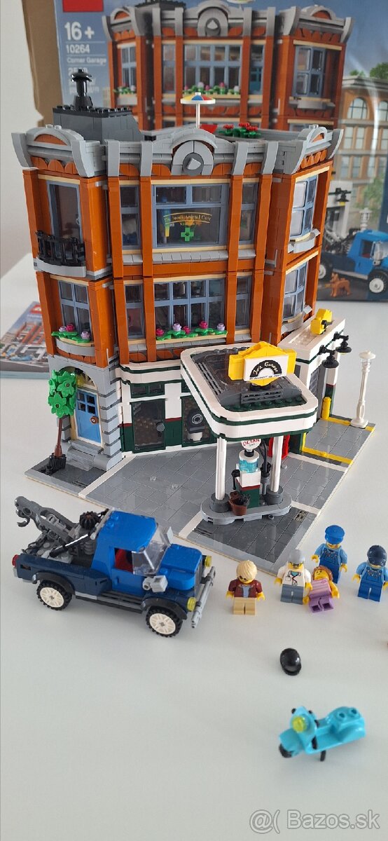 Lego Creator Expert Rohova garáž 10264 - 3