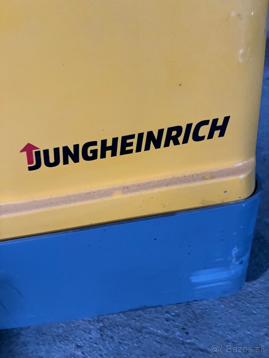 Vysokozdvižný vozík-Jungheinrich-elektrický zánovný EJC M10 - 3