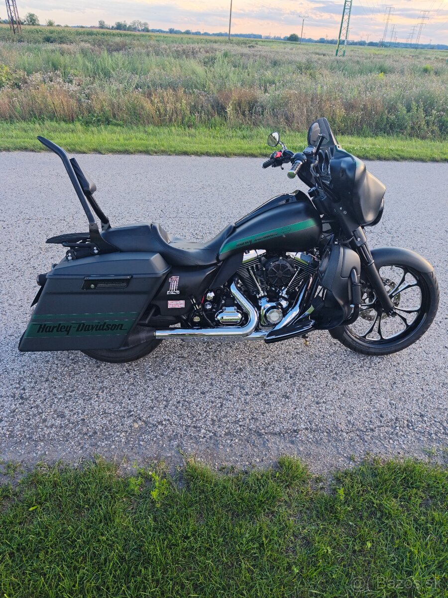 Harley Davidson street glide castum - 3