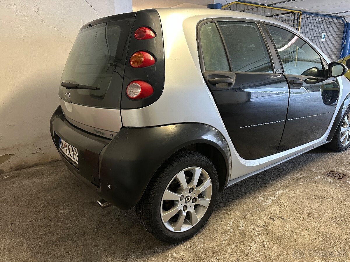 Predám Smart Mercedes Forfour 1.1 benzin - 3