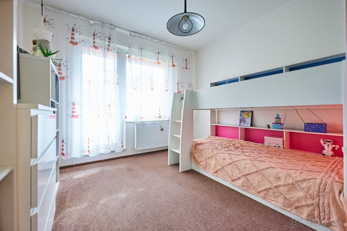 3 izbovy byt skultetyho nitra - 3