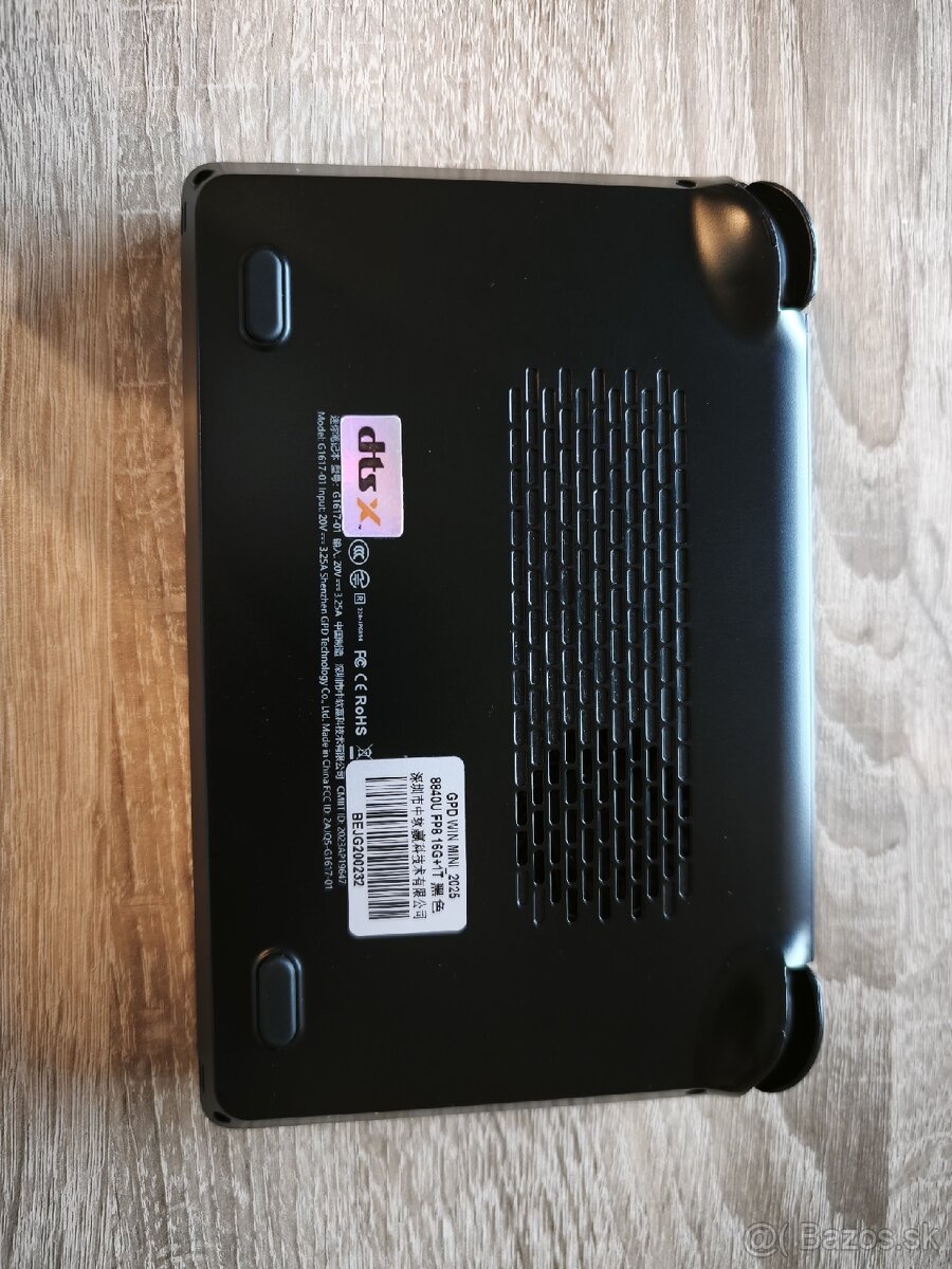 2025 GPD Win Mini 8840u 16/1tb - 3