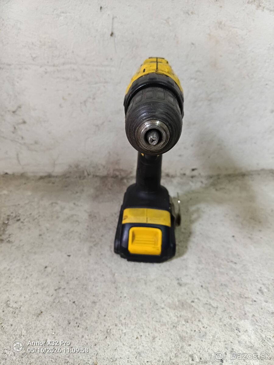vŕtačka / skrutkovač Dewalt DCD733C2 14,4 V - 3