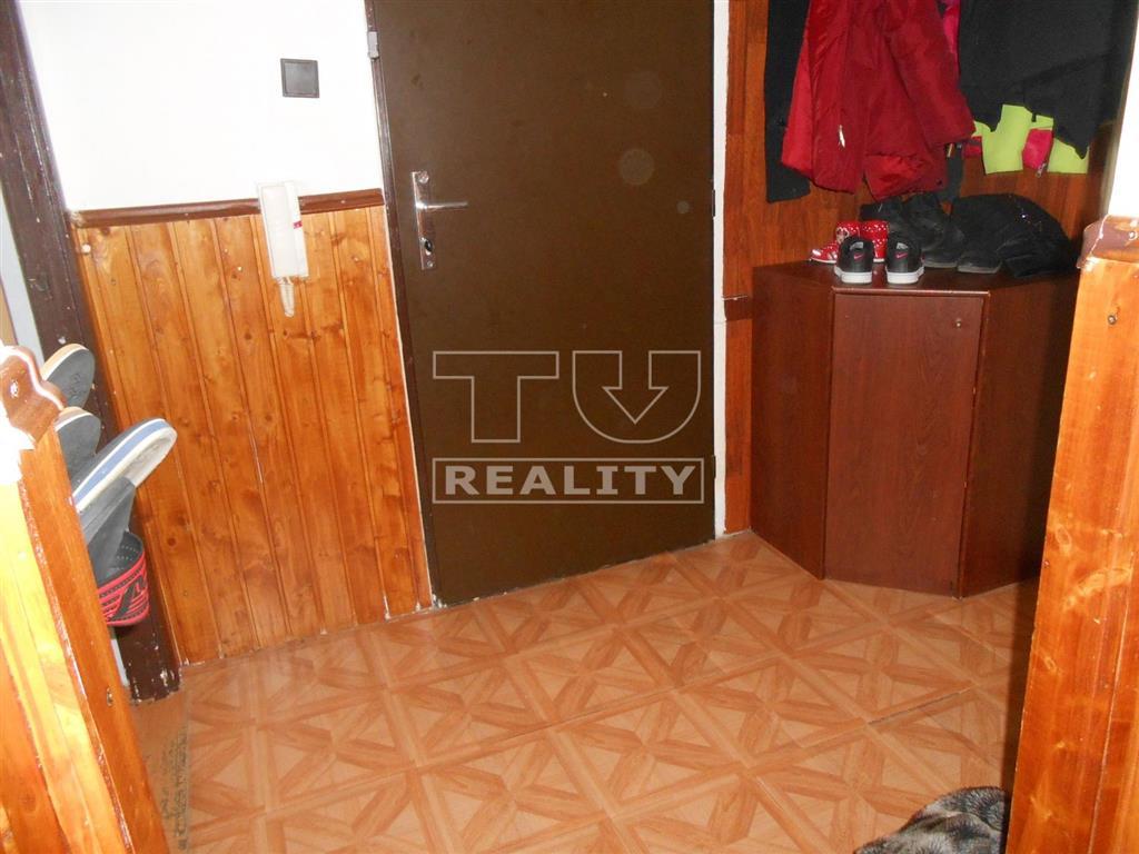 PRIPRAVUJEM DO PONUKY: 4-izbový byt Vajnory pôvodný stav - 3